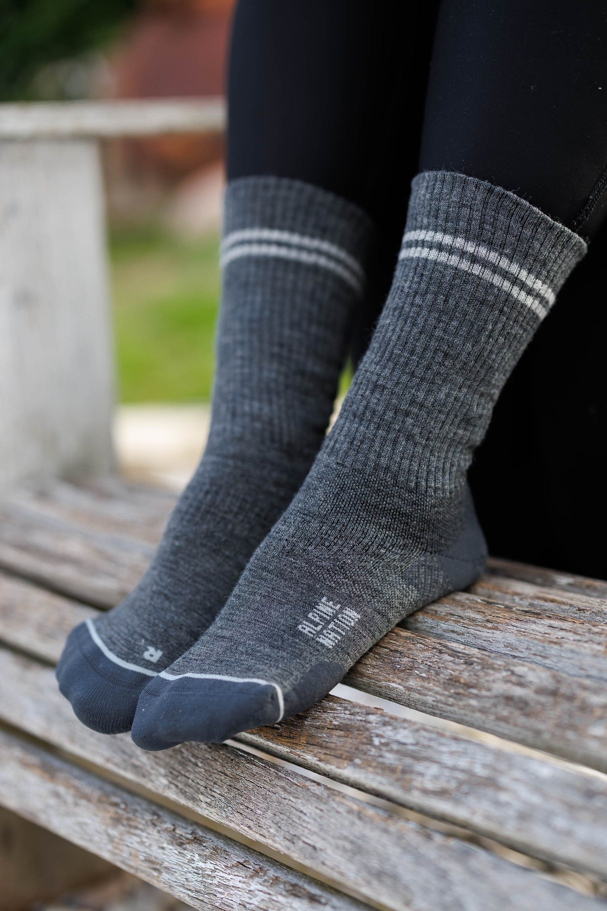 Seceda Light Merino Crew Socks Graphite