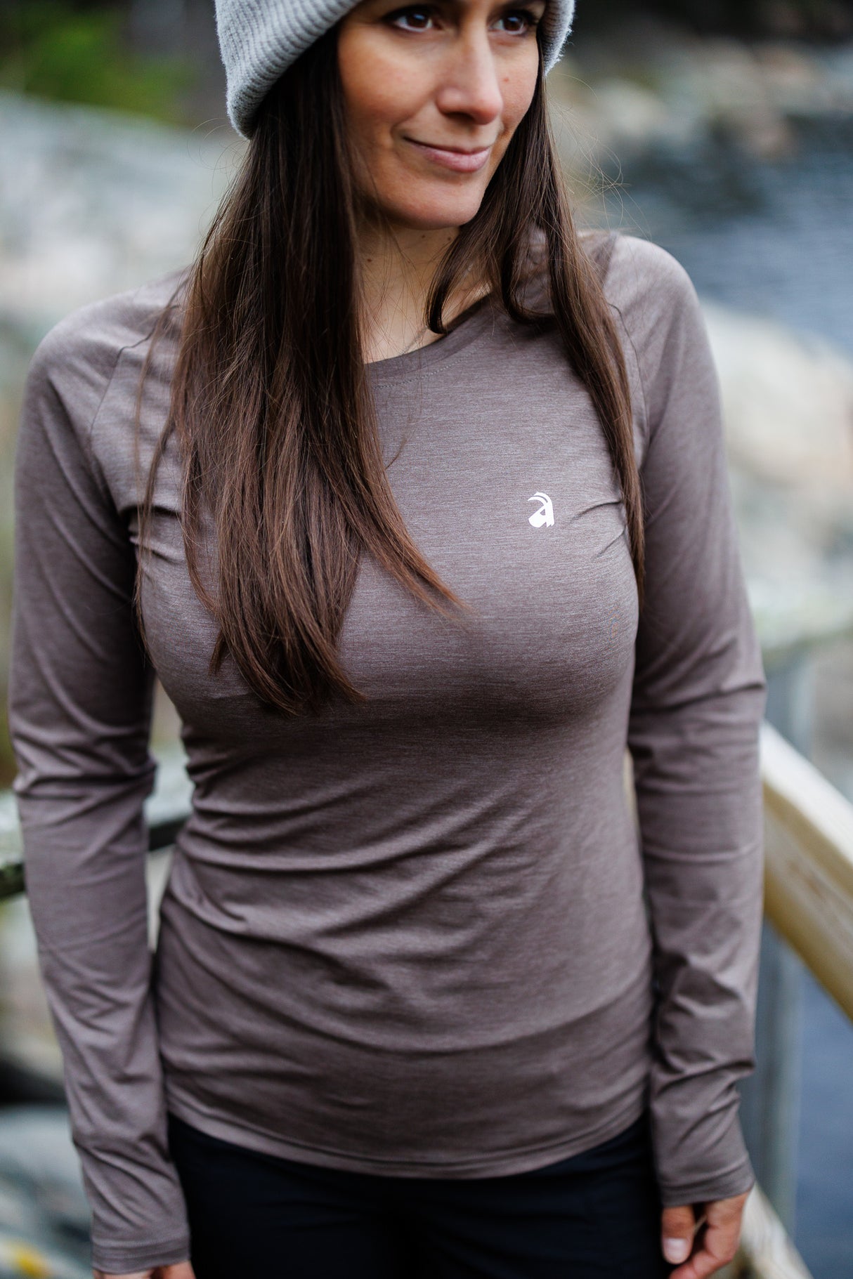 Summit Long Sleeve Tee Dune