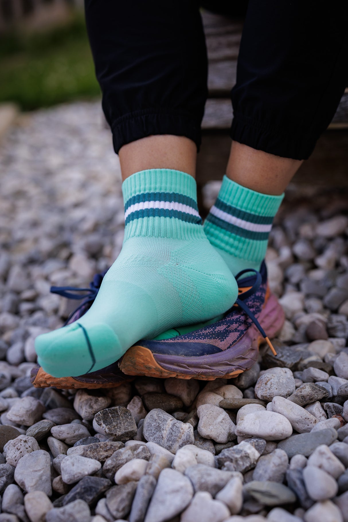 Anda Summit Mid Crew Socks Lagoon