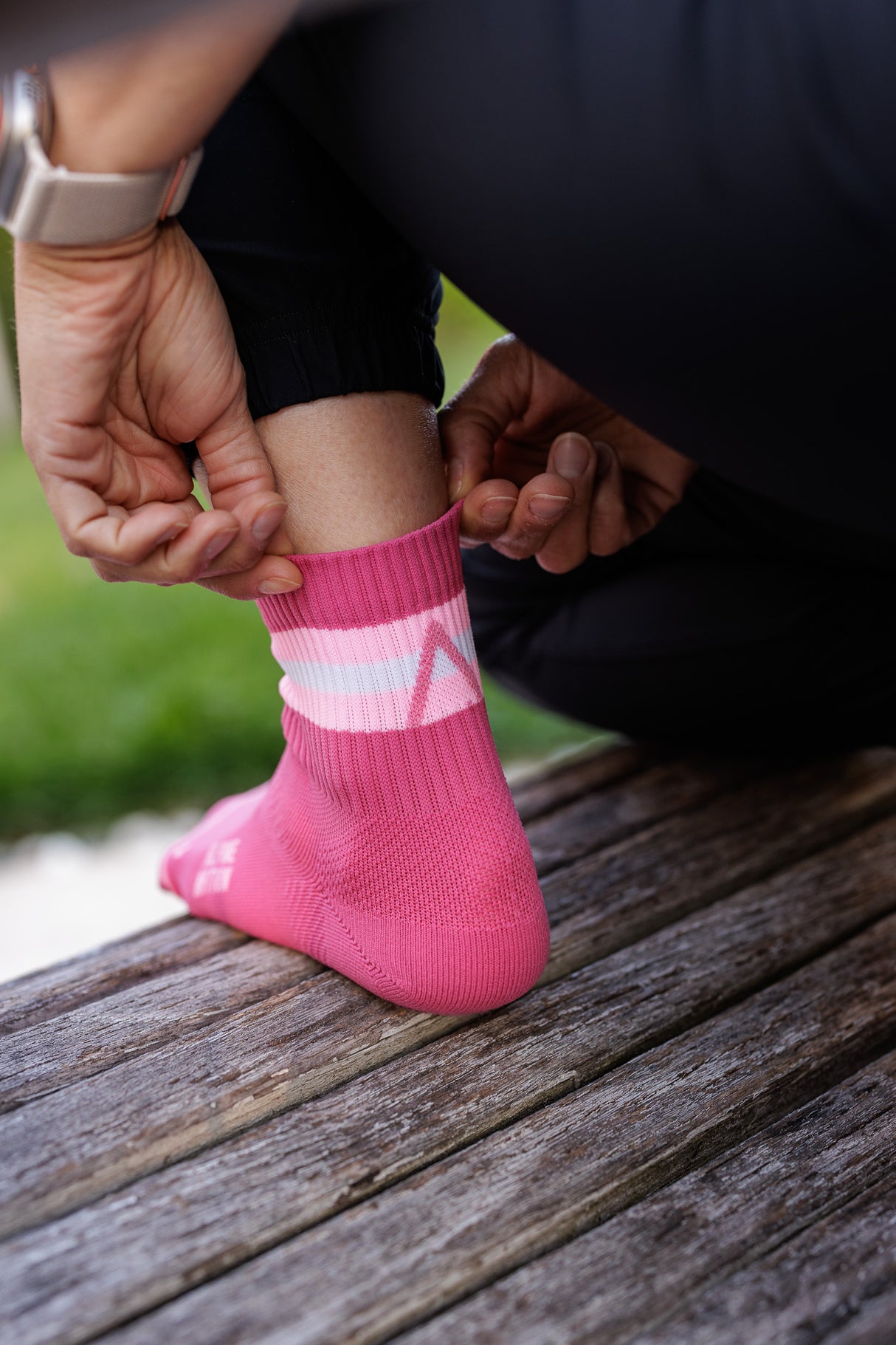 Anda Summit Mid Crew Socks Sunrise