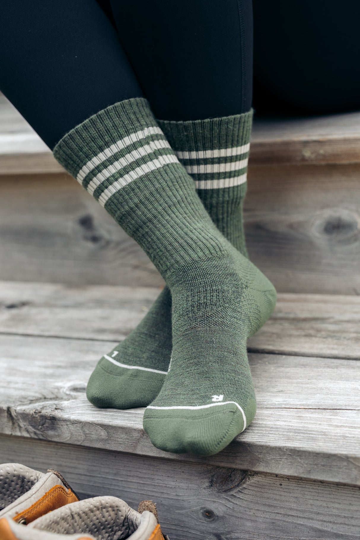 Seceda Light Merino Crew Socks Moss Green
