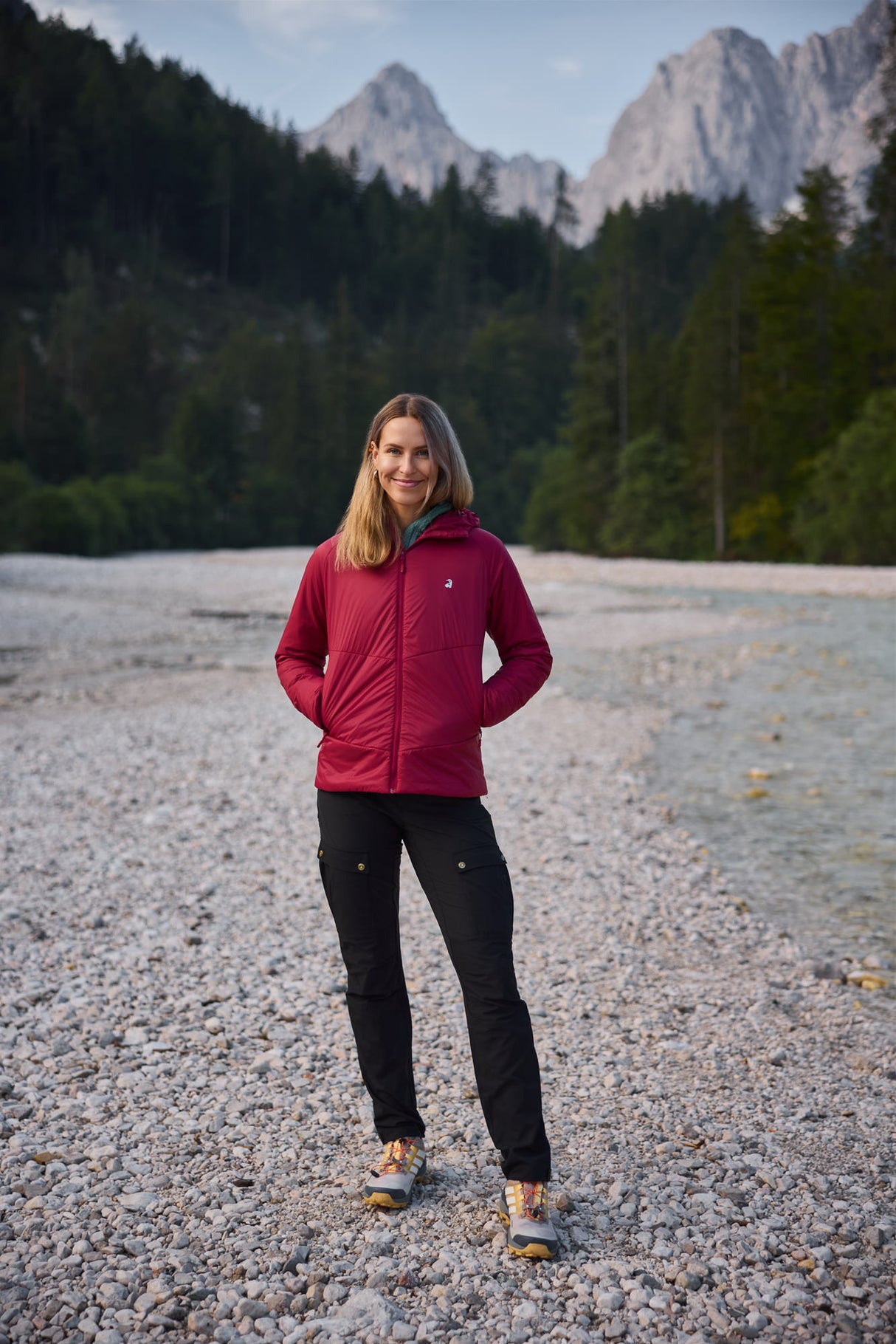 Elevate Insulated Jacket - Ruby