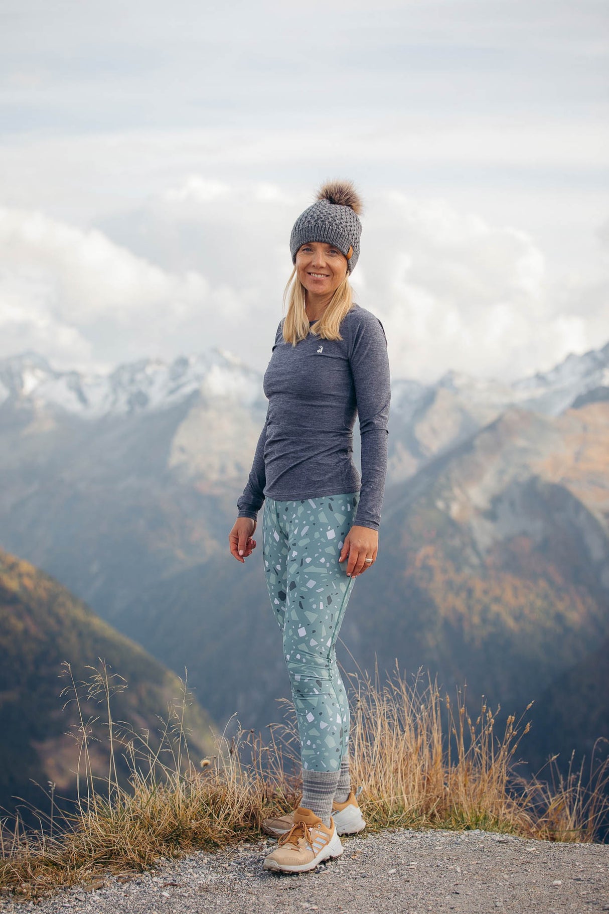 Summit Long Sleeve Tee Steel Grey