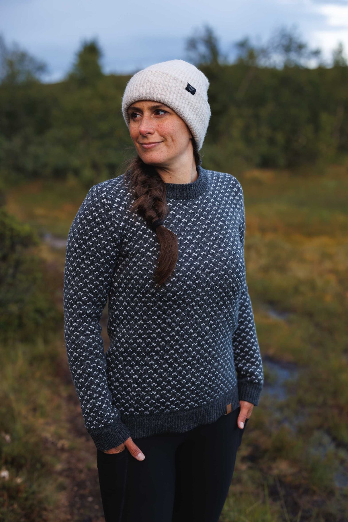 Seceda Knit Sweater - Arctic Night