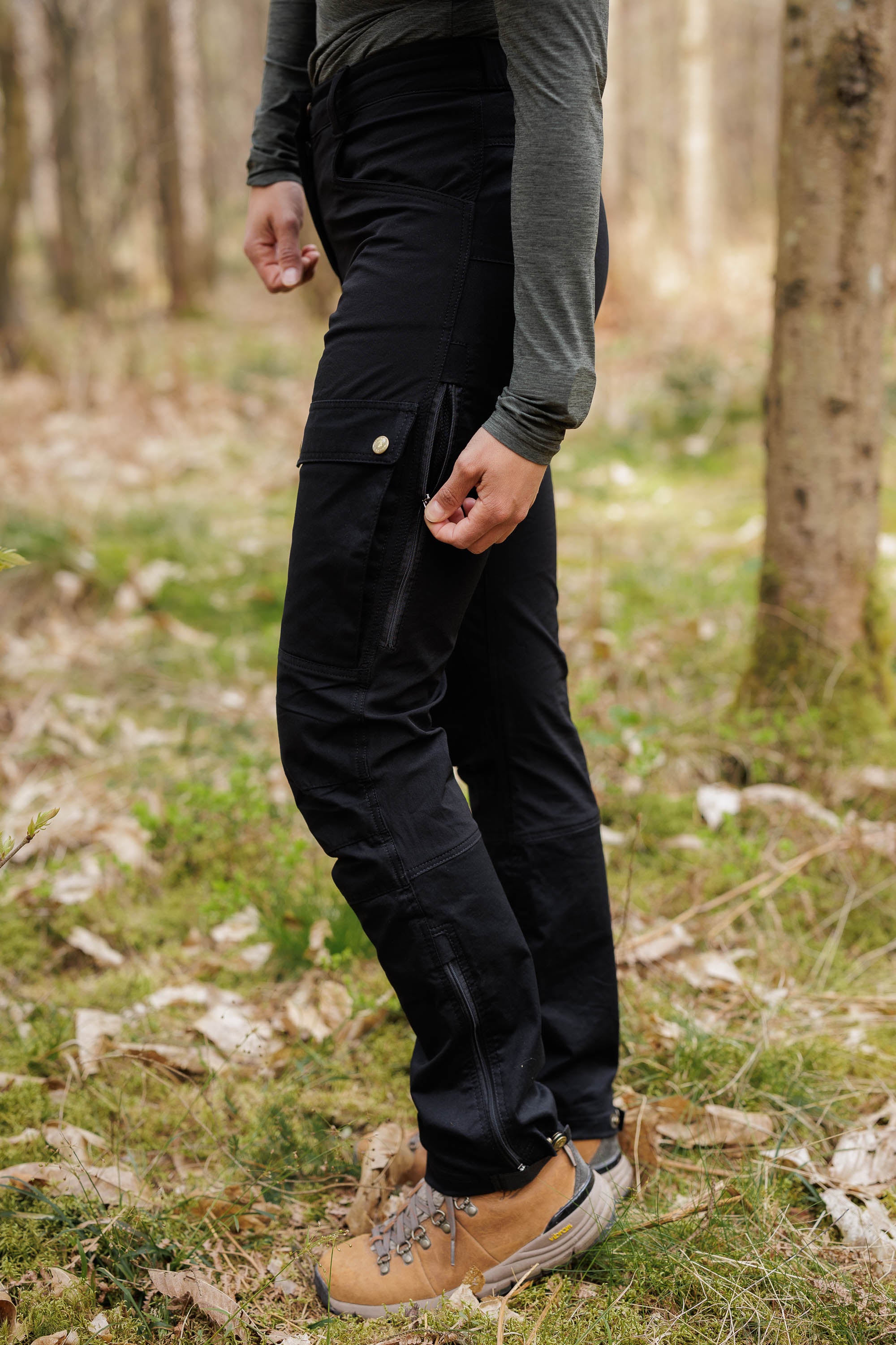 Explorer Hiking Pants - Eclipse 2025 – Alpine Nation Outdoor Clothing