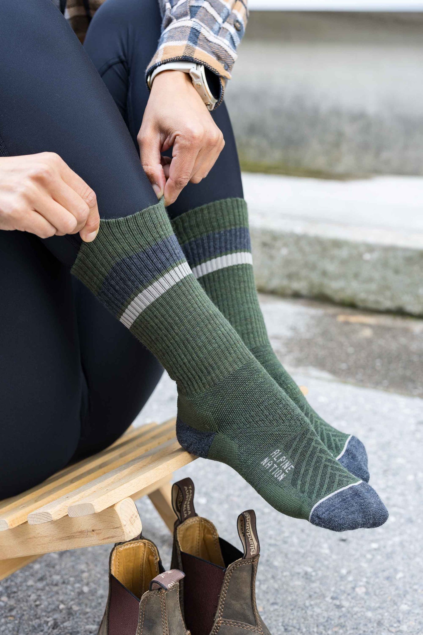 Abisko Wandersocken aus Merinowolle - Evergreen