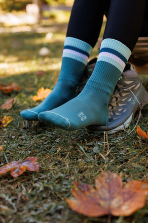 Anda Summit Hike Crew Socks - Lagoon