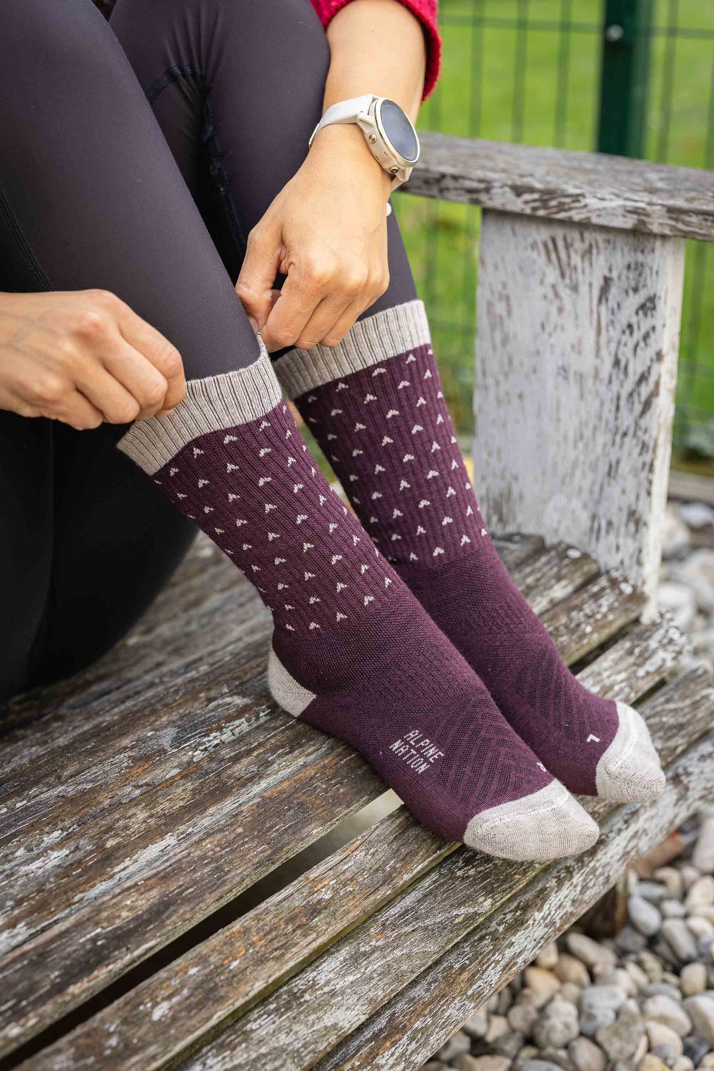 Abisko Wandersocken aus Merinowolle - Winterberry