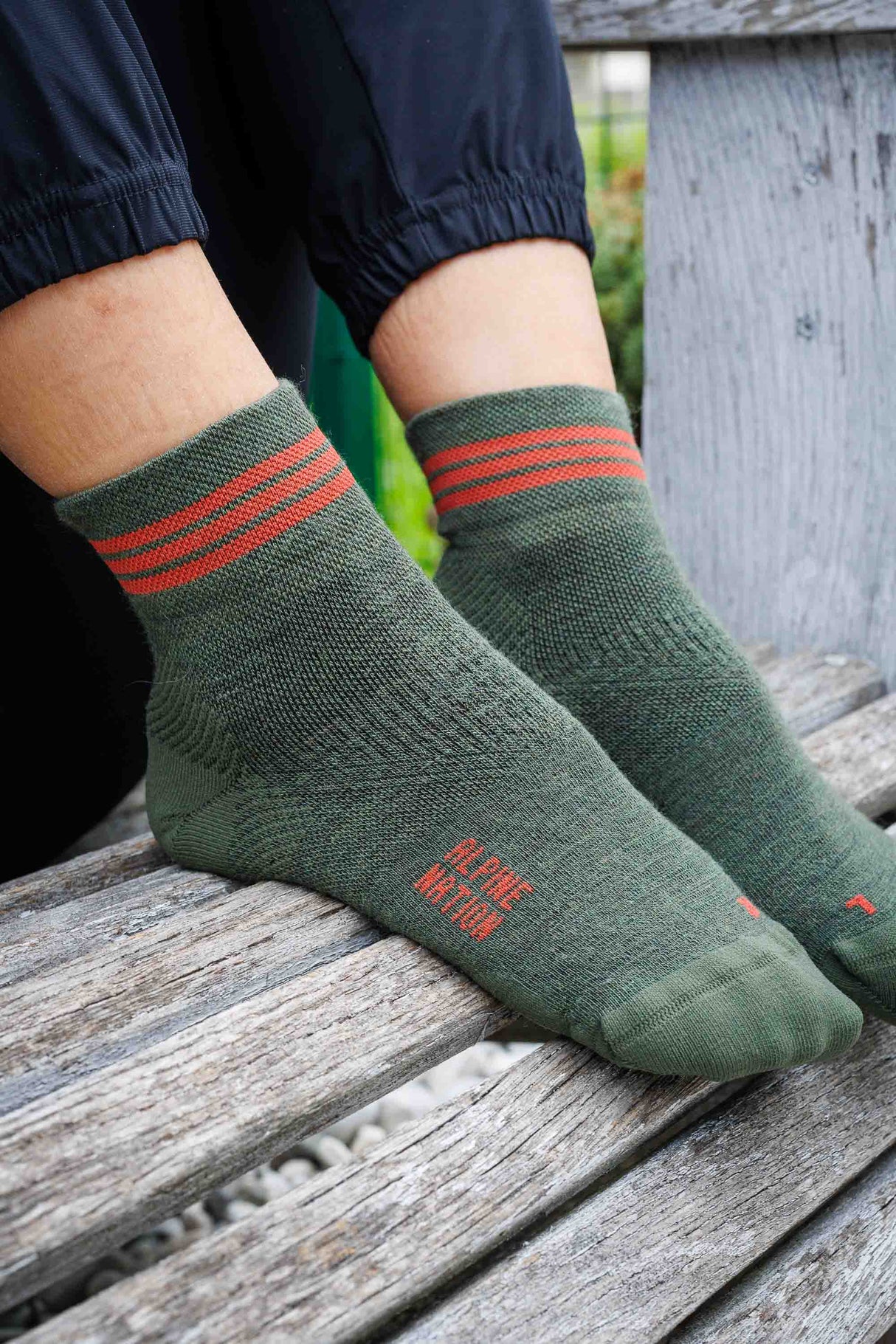 Seceda Light Merino Mid Crew Socks Retro Green