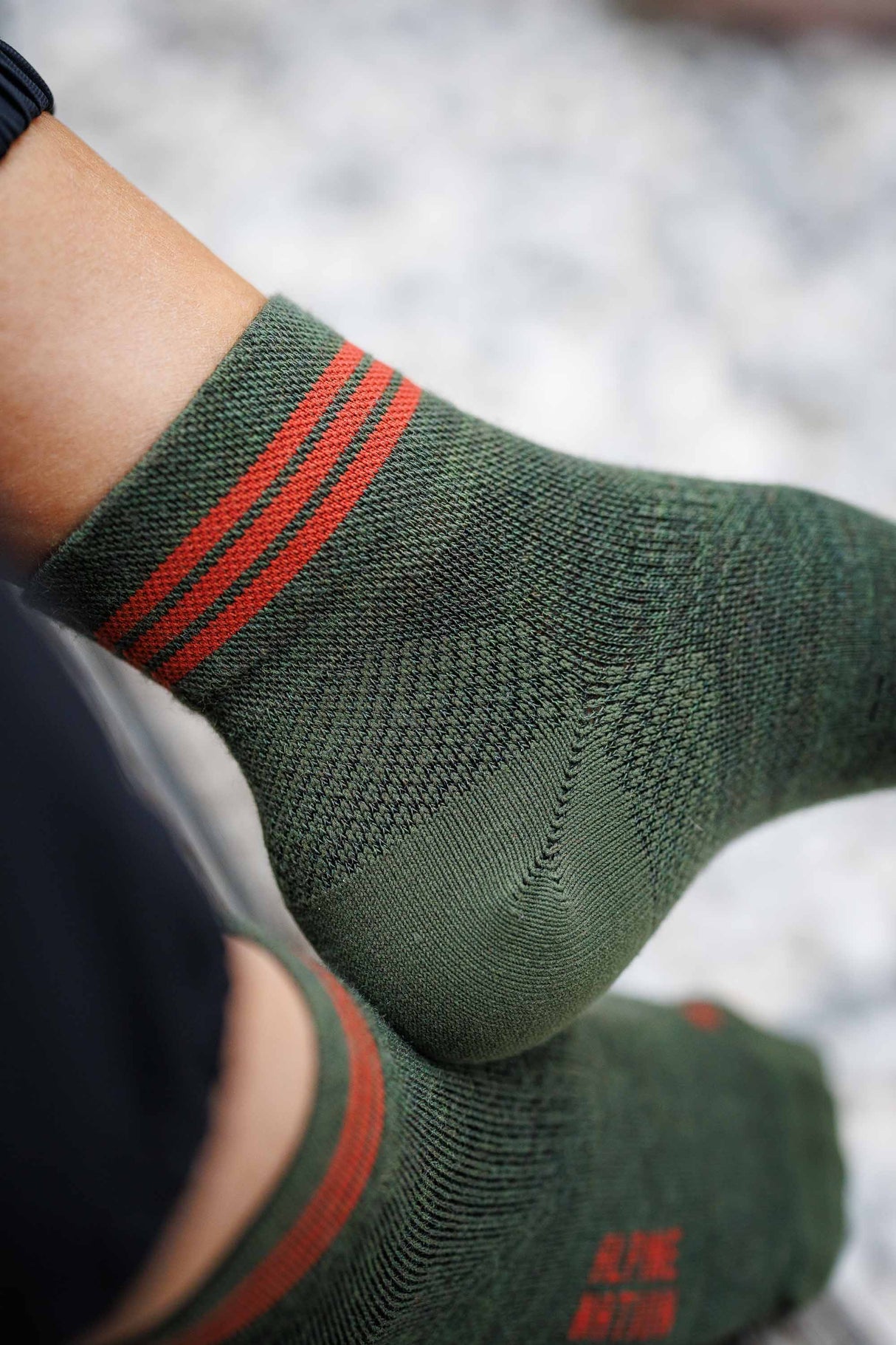 Seceda Light Merino Mid Crew Socks Retro Green