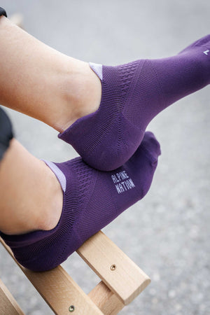 Summit Low Ankle Wandersocken - Violet