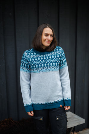 Svalbard Knit Sweater - Frost