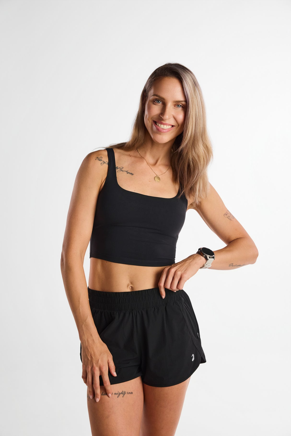 Sierra Crop Top Blackout