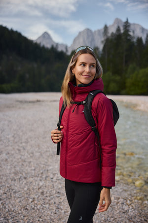 Elevate Insulated Jacket - Ruby